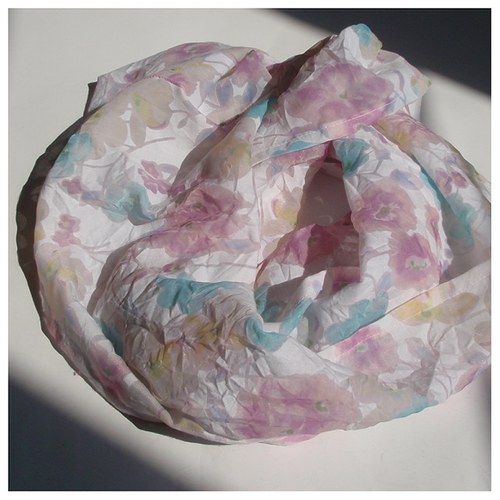 Lehounký letní nákrčník - pastel — foto 5