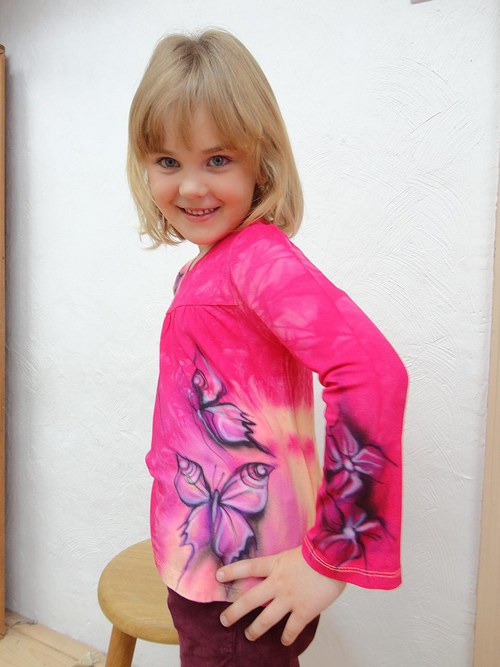 Ručně malované dětské tričko — foto 2
