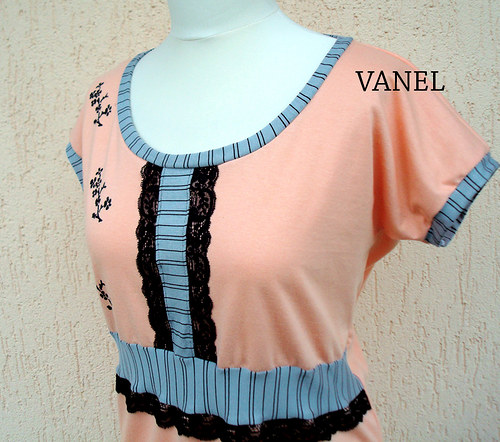 Peach with black lace — foto 4