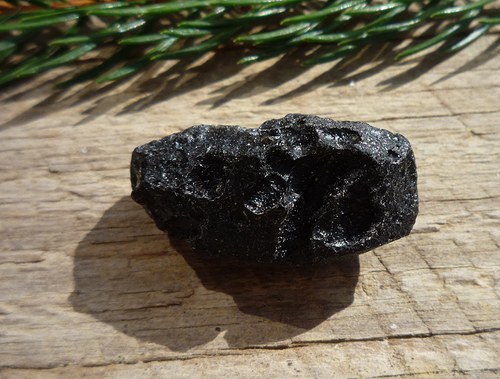 Tektit, meteorit č.2046 — foto 2