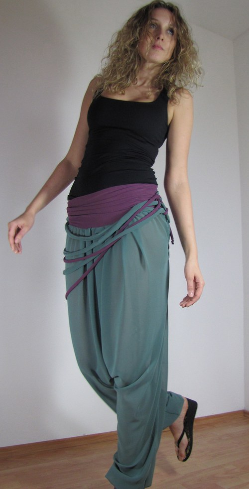 Volné kalhoty — foto 3