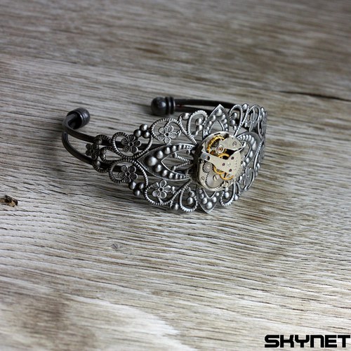 Steampunk náramek — foto 2