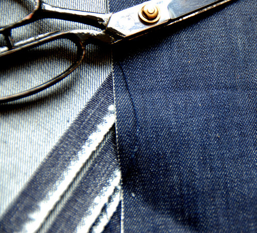 Denim, riflovina, šíře 30cm - cena za cca 1m2 — foto 2