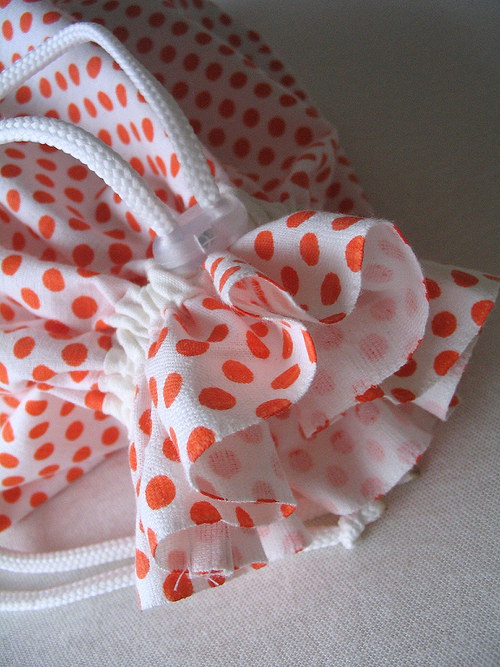 Oranžové puntíky — foto 2