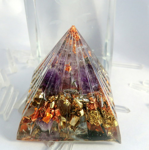 Orgonit - Velká pyramida/Broušená - Ametyst — foto 6