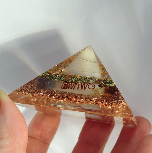 Orgonit - 6 x 4 cm - Dvojitá - pyramida (2) — foto 4