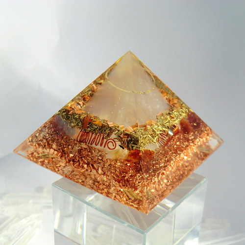 Orgonit - 6 x 4 cm - Dvojitá - pyramida (2) — foto 6