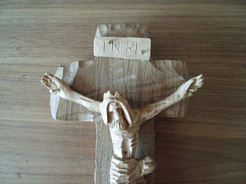 Vyřezávaný kříž — foto 4