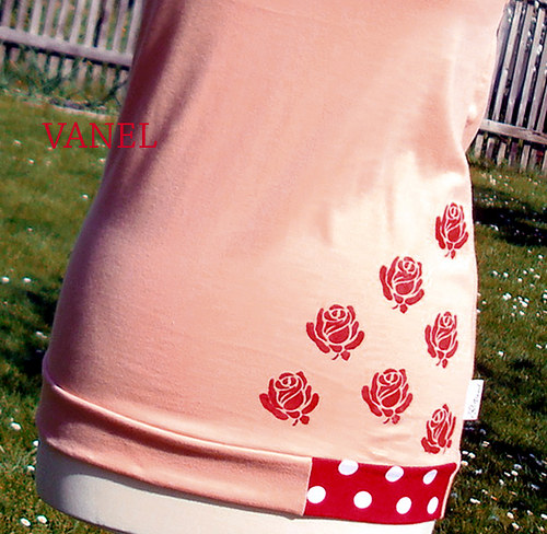 Red Roses With Dots - tílko — foto 4