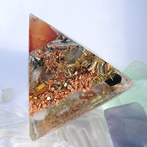 Orgonit - Pyramida 4x4 s Karneolem — foto 2