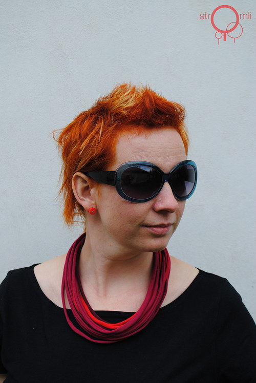 Náhrdelník jahodový — foto 2