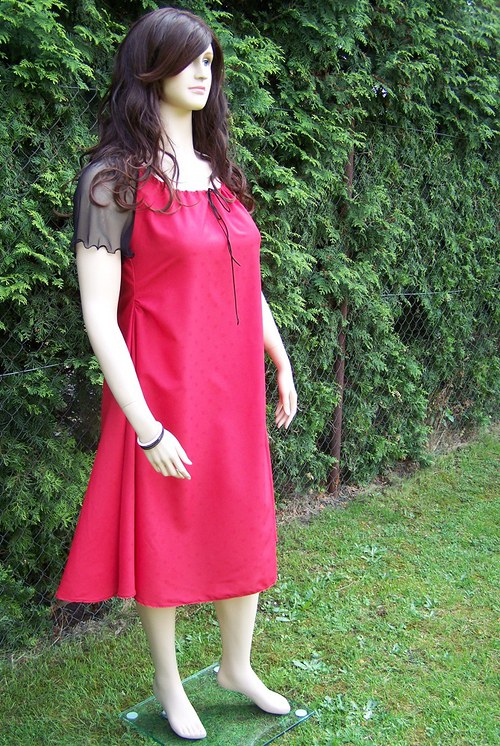 VÝPRODEJ - Šaty ,,Red&Black Romance" — foto 3