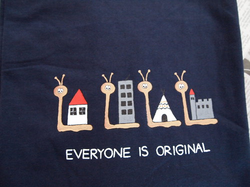 Tričko XL Everyone is original — foto 3