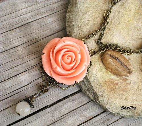 Náhrdelník s růží — foto 3
