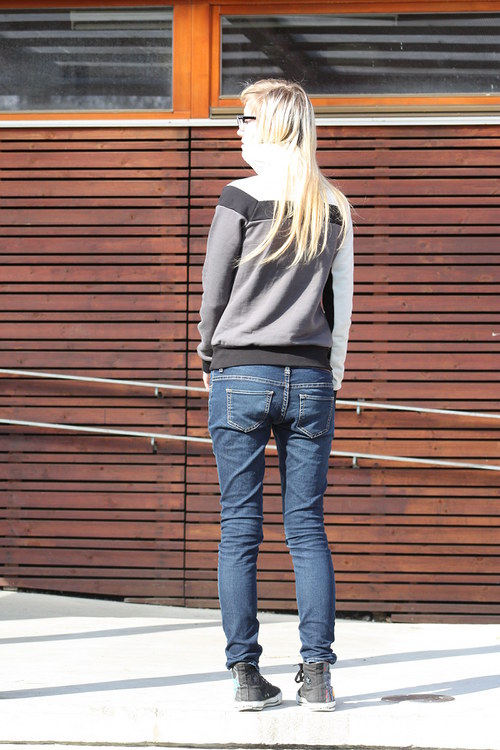 Mikina SLEVA 50 % — foto 6