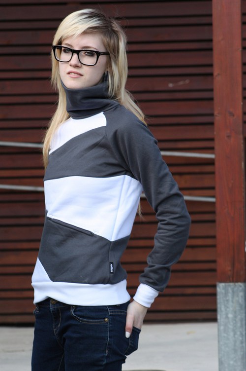 Mikina — foto 3