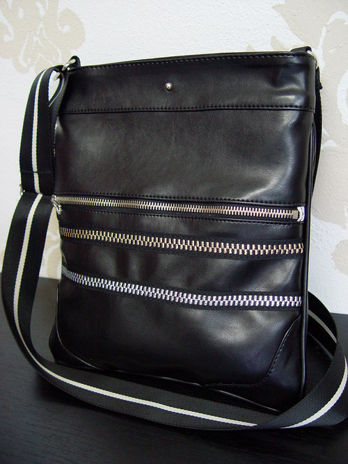 Crossbody kabelka — foto 2