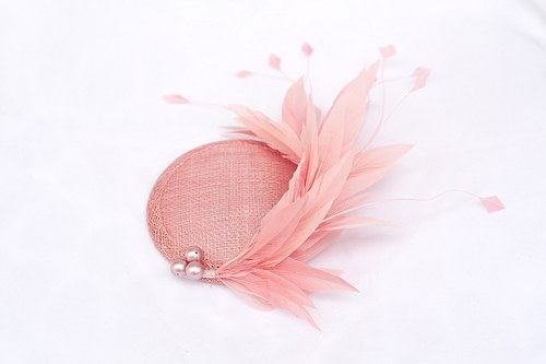 Koktailový klobúčik Powder Rose — foto 2