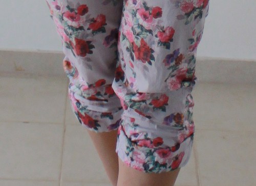 Capri s růžičkami SLEVA — foto 5