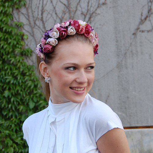 Růženkový věneček ... čelenka — foto 2