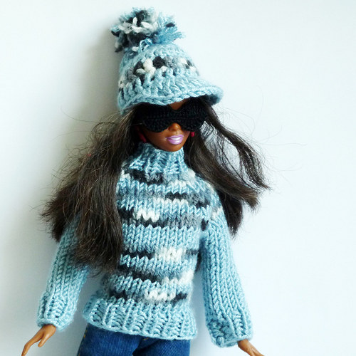 BLUE svetr a kulich pro Barbie — foto 3