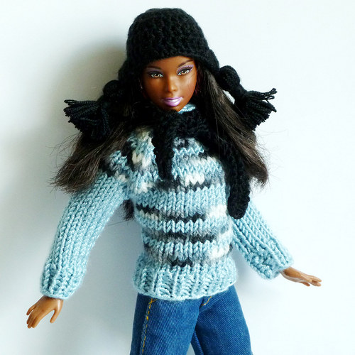 BLUE svetr a kulich pro Barbie — foto 6