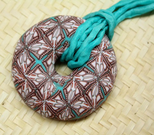 Hnědotyrkysový... donut — foto 3