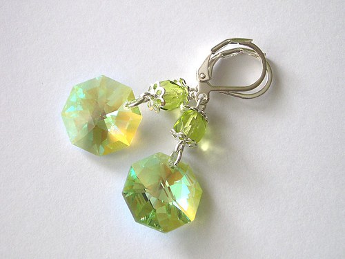 Swarovski Strass LIGHT PERIDOT BLUE AB — foto 3