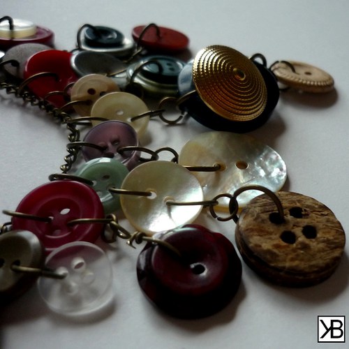 Vintage knoflíkový náhrdelník — foto 2