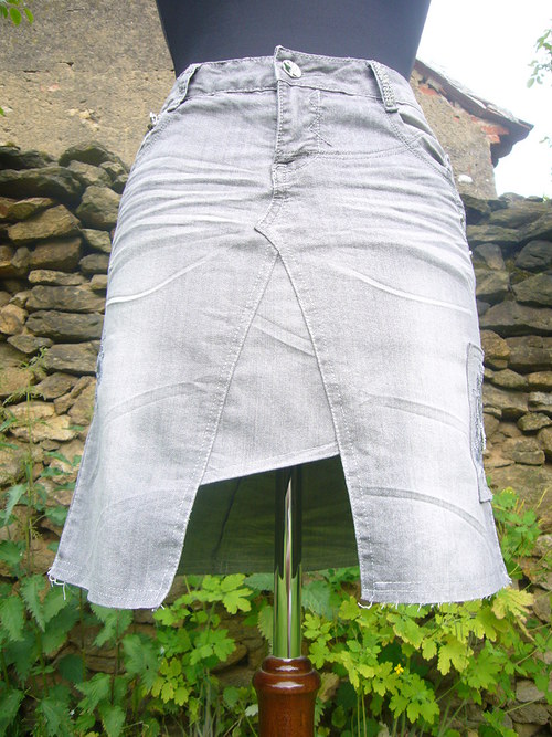 Stříbrně šedivá denimka — foto 2