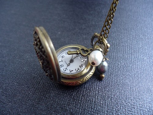 Náhrdelník s hodinkami "Pearl" — foto 3