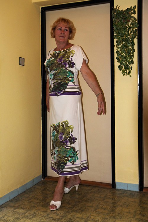 Šaty — foto 4