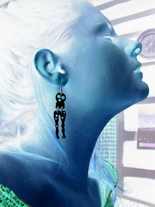 Naušnisce, stojící UFO — foto 2