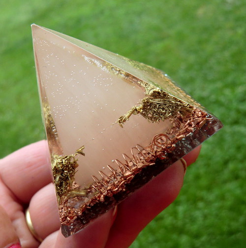 Orgonit - 5 x 4,5cm - Dvojitá pyramida — foto 6