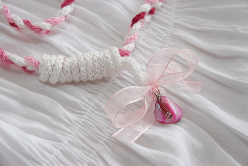 Letní náhrdelník s perletí — foto 2