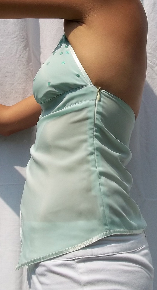 Jemně tyrkysový top — foto 4