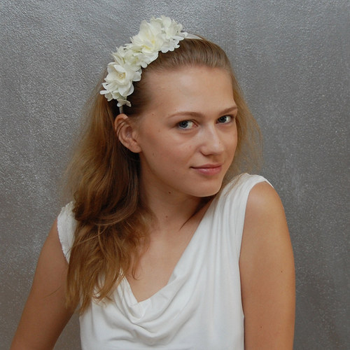 Bílým šeříkem omámení ... čelenka — foto 2