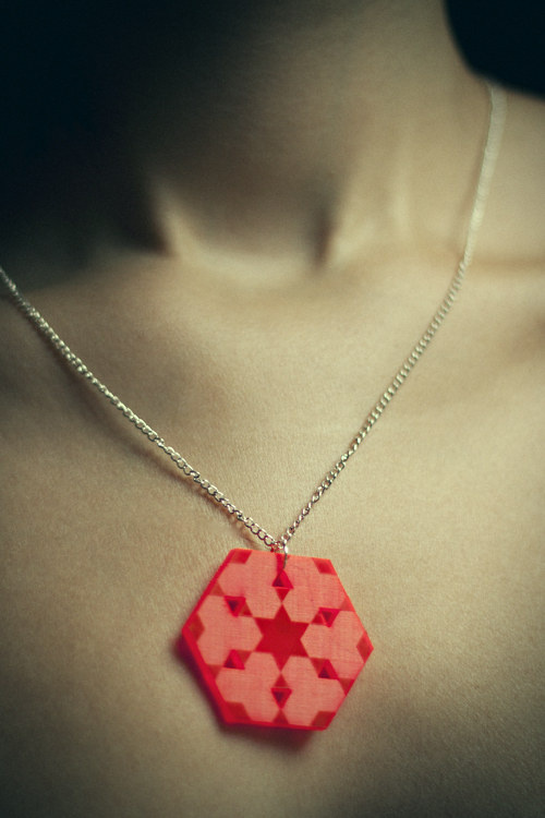 Bloody Snowflake [náhrdelník + náušnice] — foto 3