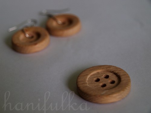 Dřevěné knoflíkové — foto 3