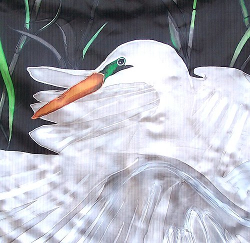 Hedvábný šátek "Lost in White" — foto 2