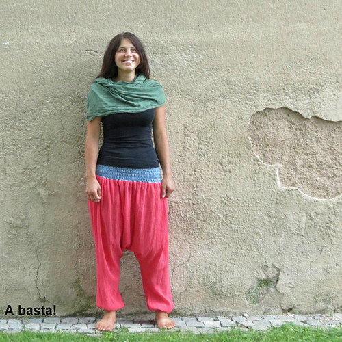 Lehké bavlněné kalhoty. — foto 3