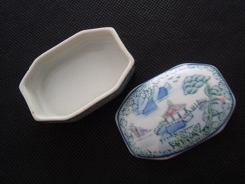 Porcelánová dóza v japonském stylu... — foto 4