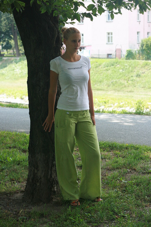 Dámské "dřevěné" kalhoty — foto 2