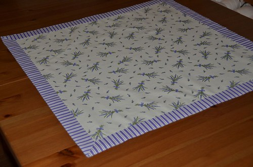 Levandulový (69x69 cm) s chňapkou — foto 2