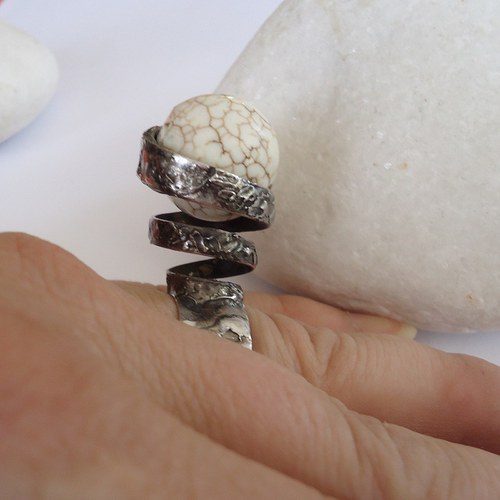 Prsten s magnezitem — foto 4