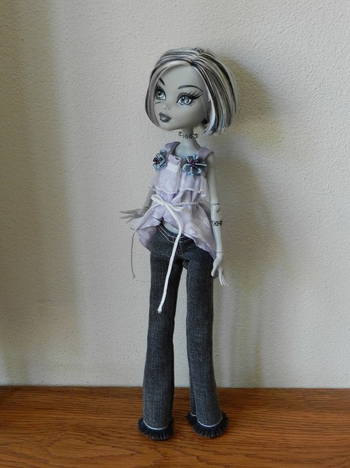 Džíny a halenka pro Monster high — foto 3
