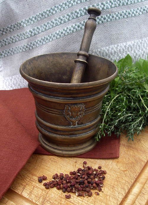Větší mosazný hmoždíř — foto 2