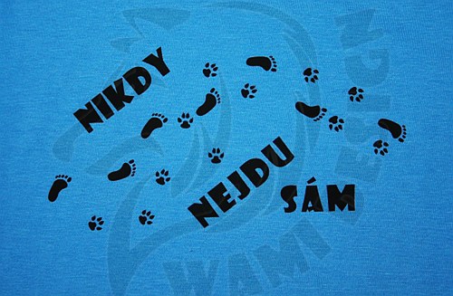 Modré tričko "Nikdy nejdu sám" — foto 2