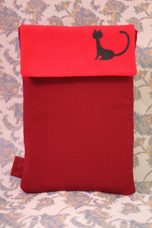 Obal na laptop: Rouge Kitty — foto 2