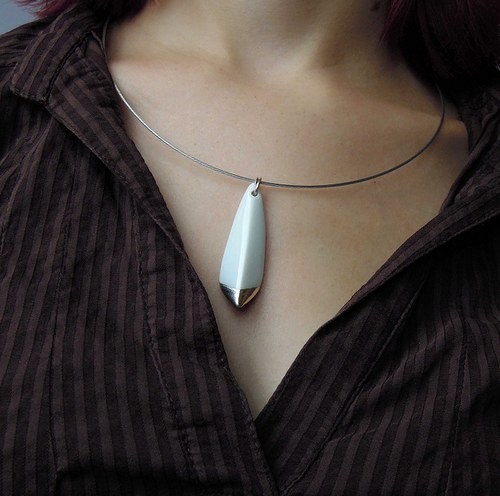 Silvery white — foto 2
